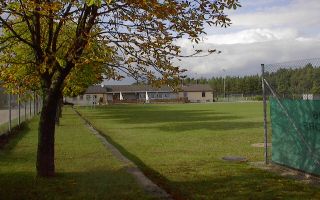 Sportplatz mit Sportheim
